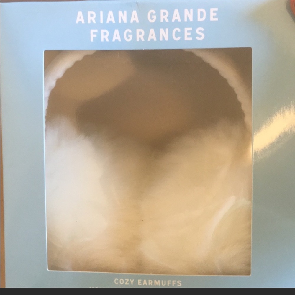 Ariana Grande Fuzzy Ear muffs